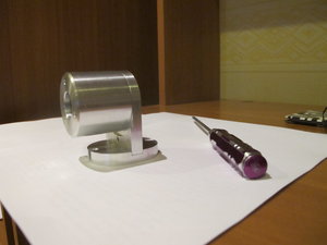 в таком виде будет крепиться на стол (3357 просмотров) <a class='original' href='./download/file.php?id=9967&mode=view' target=_blank>Загрузить оригинал (1.71 МБ)</a>